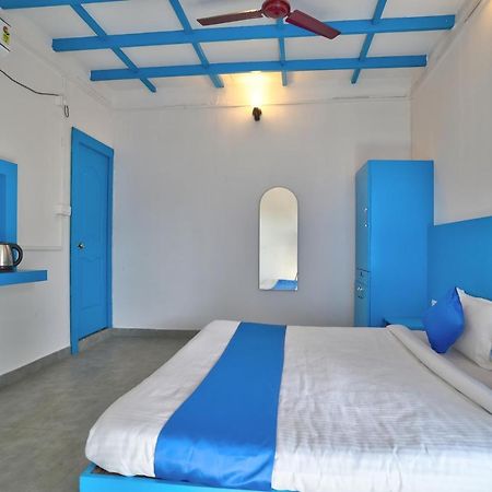 Mandrem Retreat Beach Resort กัวเก่า ภายนอก รูปภาพ