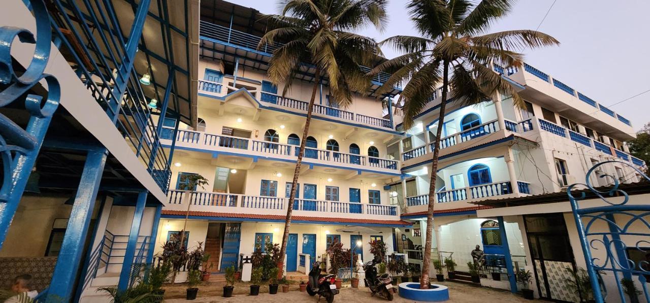 Mandrem Retreat Beach Resort กัวเก่า ภายนอก รูปภาพ