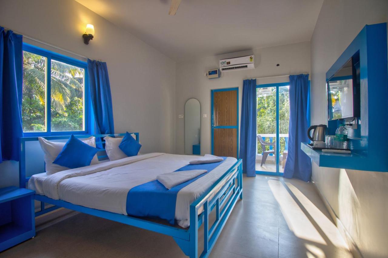 Mandrem Retreat Beach Resort กัวเก่า ภายนอก รูปภาพ