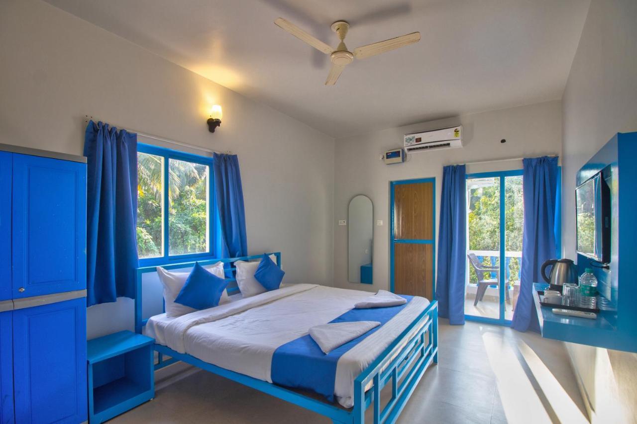Mandrem Retreat Beach Resort กัวเก่า ภายนอก รูปภาพ
