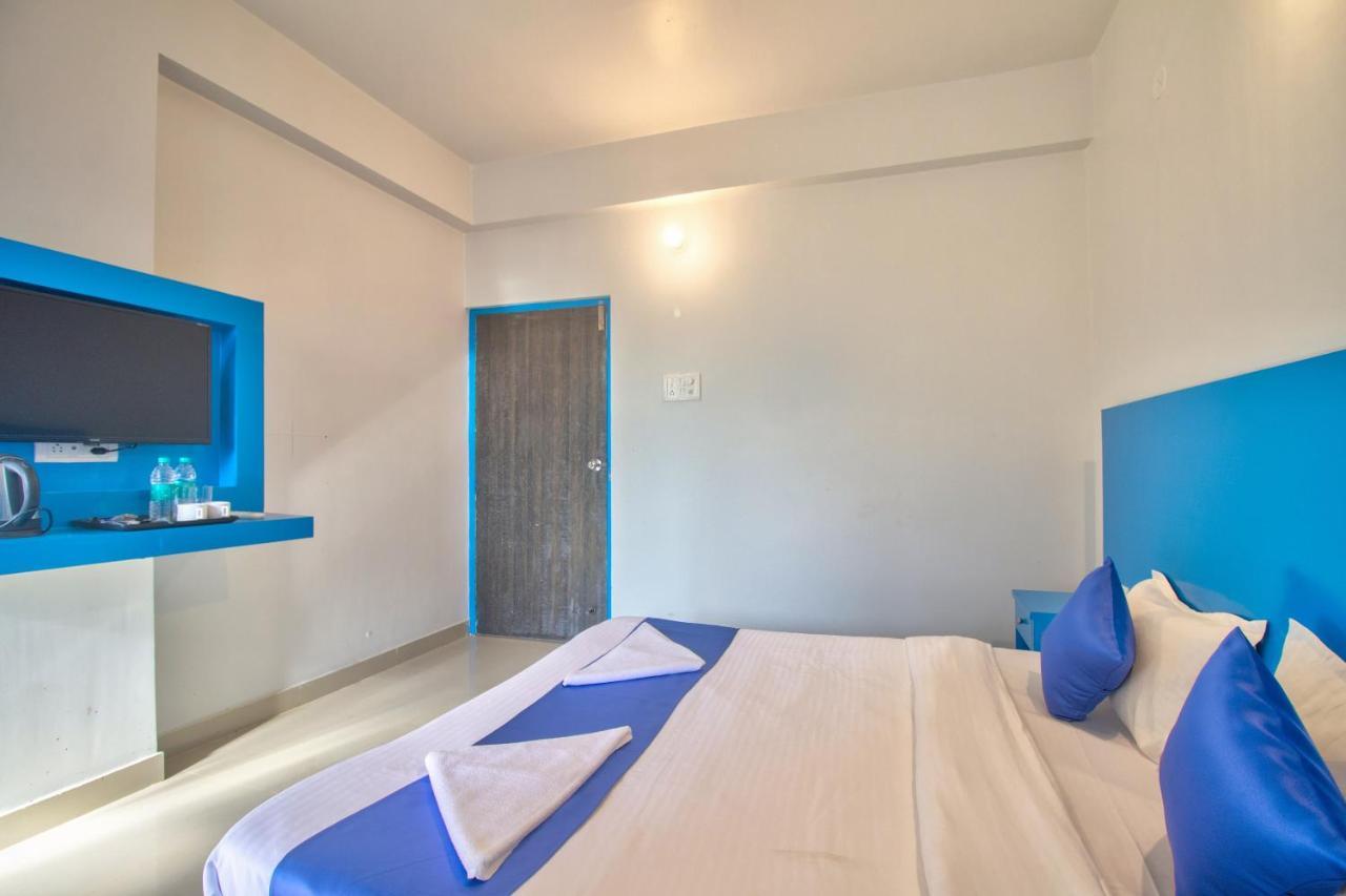 Mandrem Retreat Beach Resort กัวเก่า ภายนอก รูปภาพ