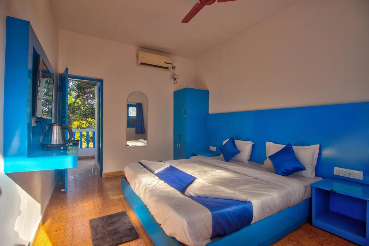 Mandrem Retreat Beach Resort กัวเก่า ภายนอก รูปภาพ