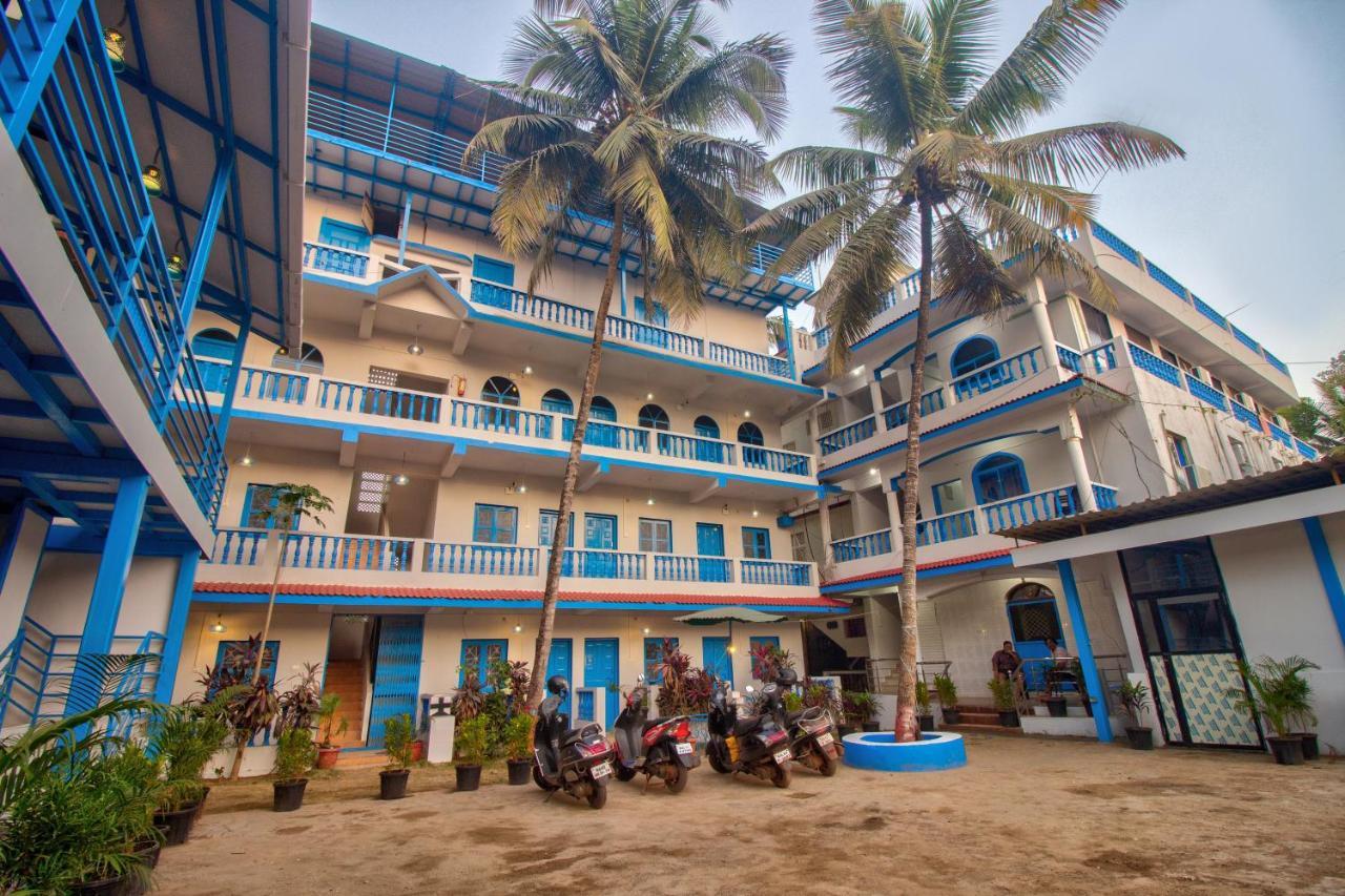 Mandrem Retreat Beach Resort กัวเก่า ภายนอก รูปภาพ