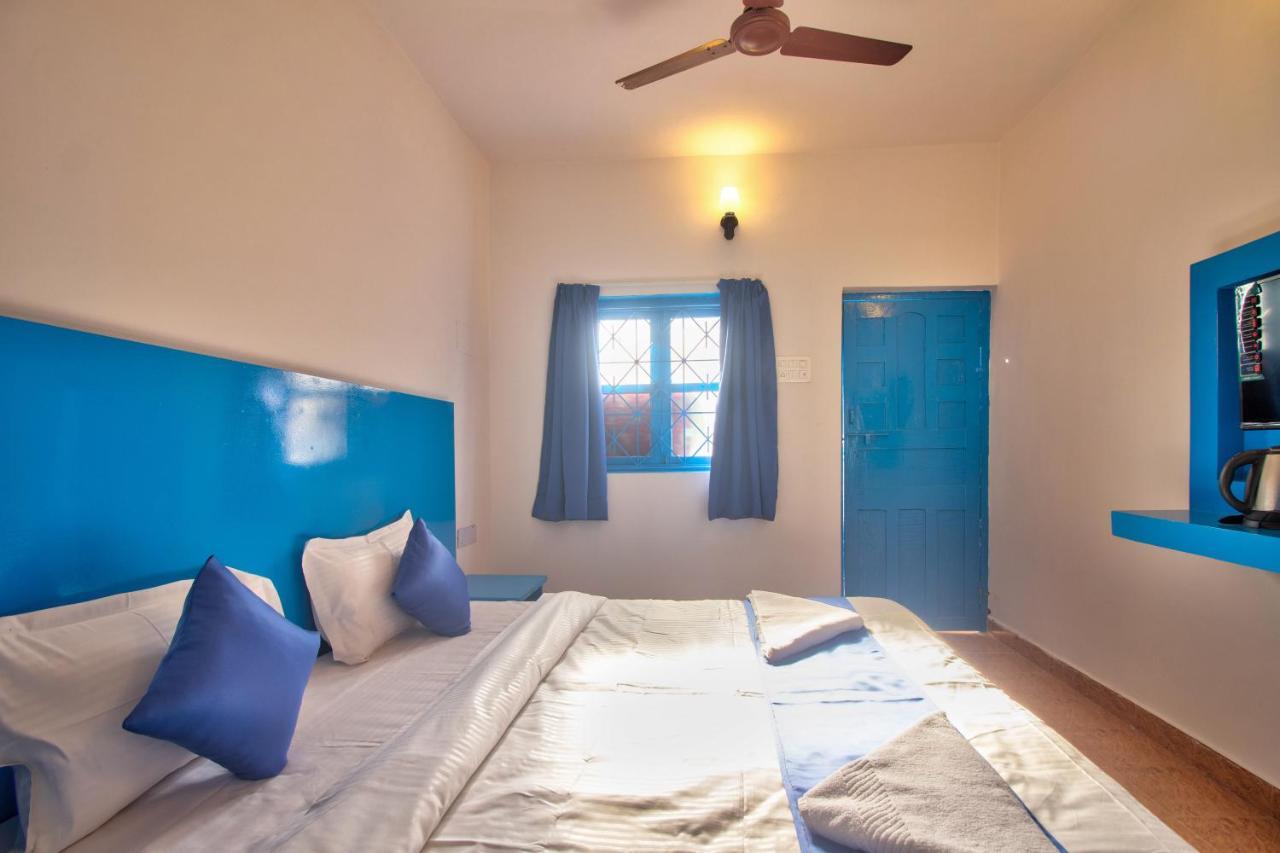 Mandrem Retreat Beach Resort กัวเก่า ภายนอก รูปภาพ